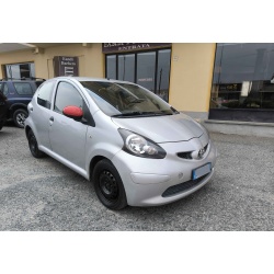 TOYOTA AYGO 1.0 BENZINA OK...
